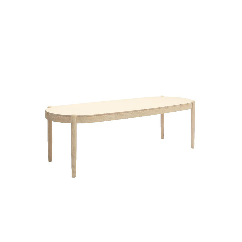 Mesa de jantar familiar oval de madeira